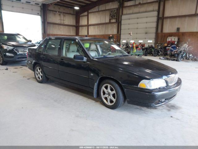  Salvage Volvo S70