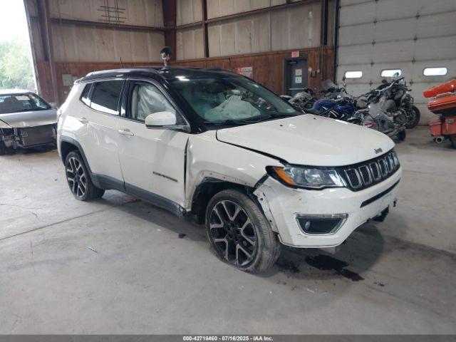  Salvage Jeep Compass