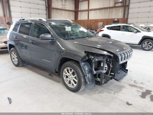  Salvage Jeep Cherokee