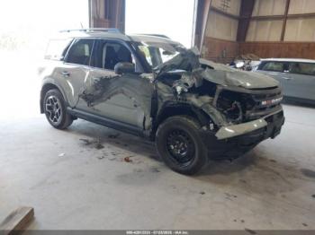  Salvage Ford Bronco