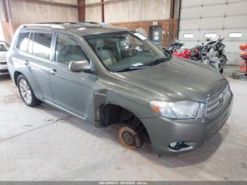  Salvage Toyota Highlander