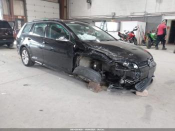  Salvage Volkswagen Golf