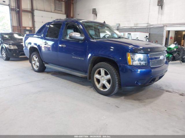  Salvage Chevrolet Avalanche