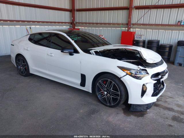  Salvage Kia Stinger