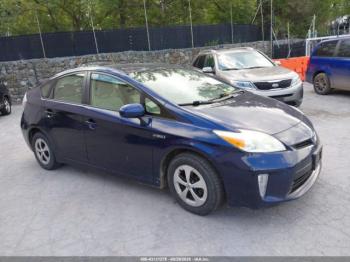  Salvage Toyota Prius