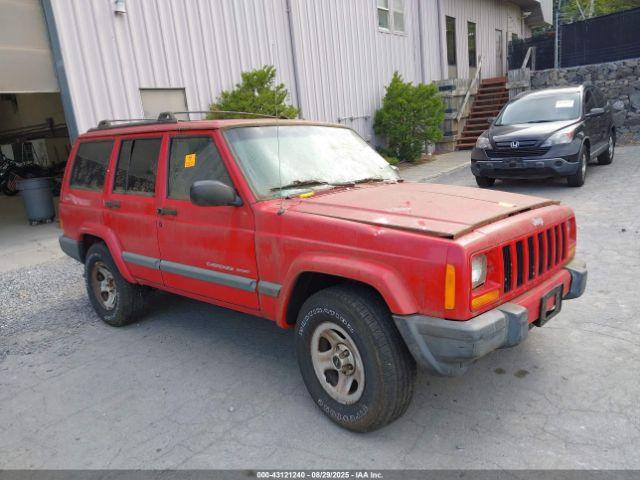  Salvage Jeep Cherokee