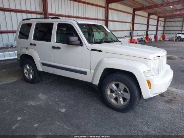  Salvage Jeep Liberty
