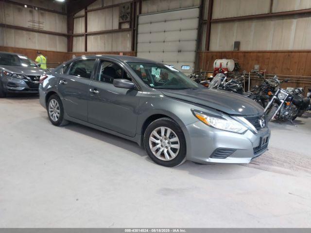  Salvage Nissan Altima