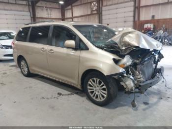  Salvage Toyota Sienna