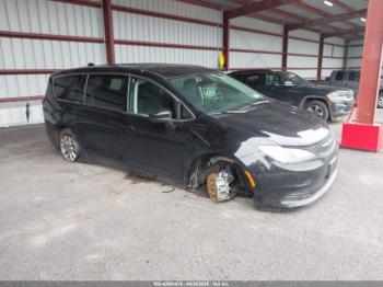  Salvage Chrysler Voyager