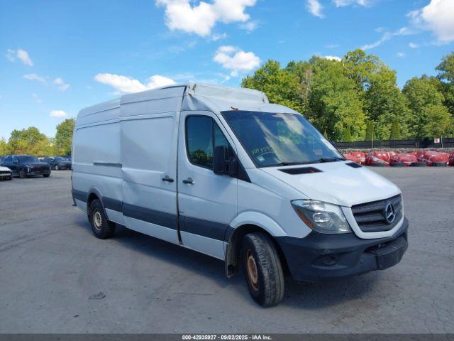  Salvage Mercedes-Benz Sprinter 2500