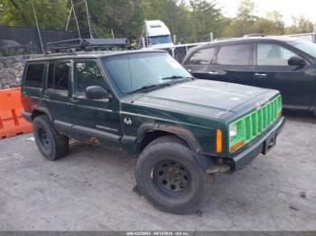  Salvage Jeep Cherokee