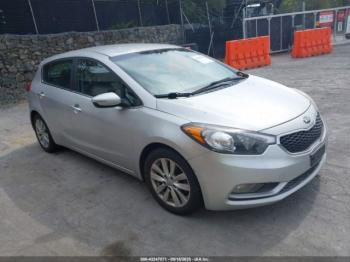  Salvage Kia Forte