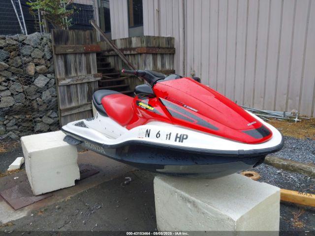  Salvage Honda Aquatrax
