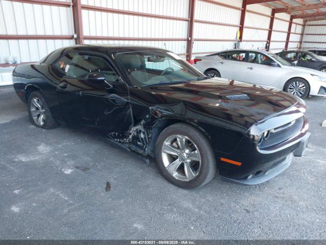  Salvage Dodge Challenger