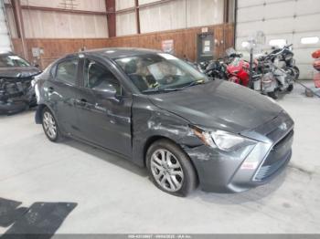  Salvage Toyota Yaris