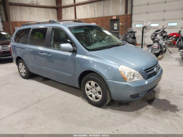 Salvage Kia Sedona