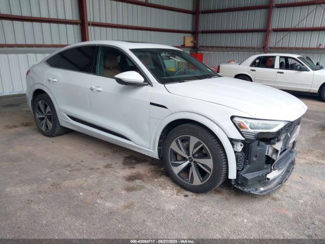  Salvage Audi Q8