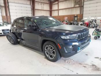  Salvage Jeep Grand Cherokee