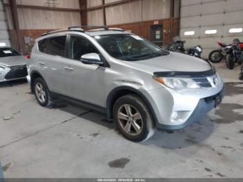  Salvage Toyota RAV4