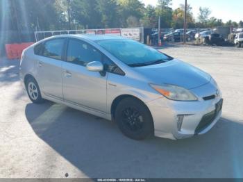  Salvage Toyota Prius