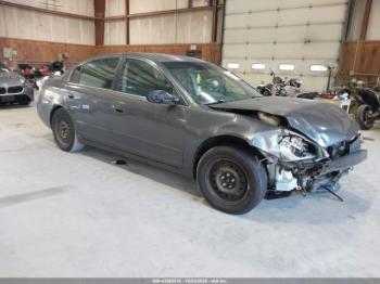  Salvage Nissan Altima