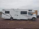 Ford E-450 Image 2