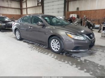  Salvage Nissan Altima