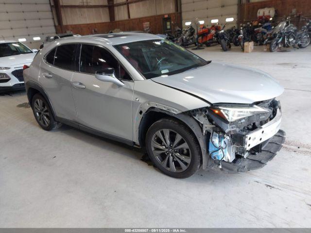  Salvage Lexus Ux