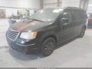 Chrysler Town & Country Lx Image 9