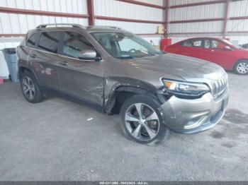  Salvage Jeep Cherokee