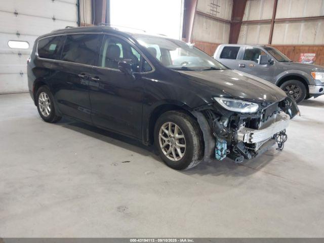  Salvage Chrysler Pacifica