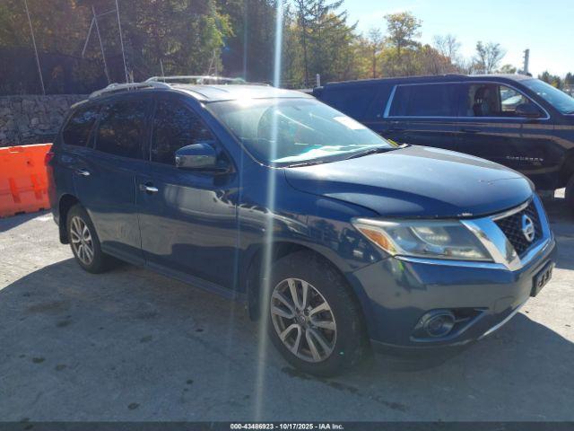  Salvage Nissan Pathfinder