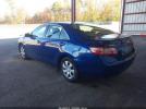 Toyota Camry Le Image 11
