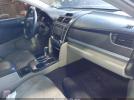 Toyota Camry Le Image 10