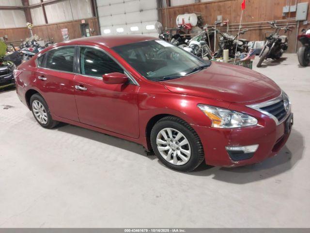  Salvage Nissan Altima