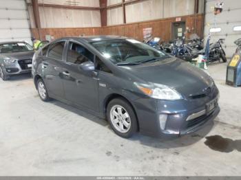  Salvage Toyota Prius