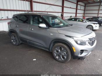  Salvage Kia Seltos