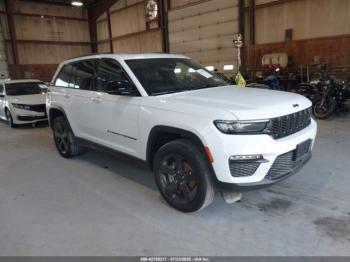  Salvage Jeep Grand Cherokee