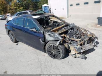  Salvage Lexus Es
