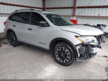  Salvage Nissan Pathfinder