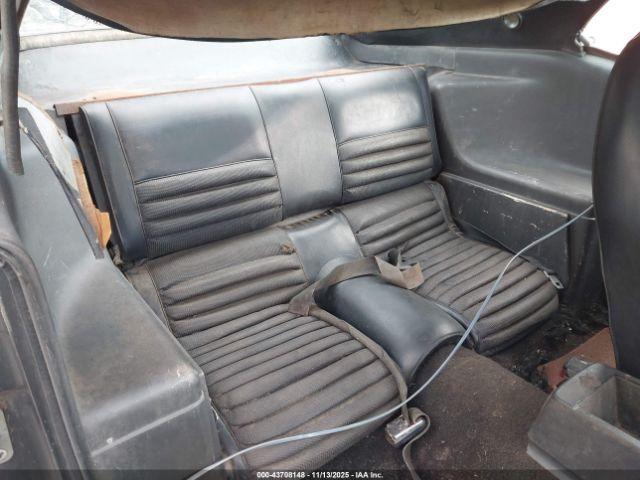 Ford Mustang Image 12