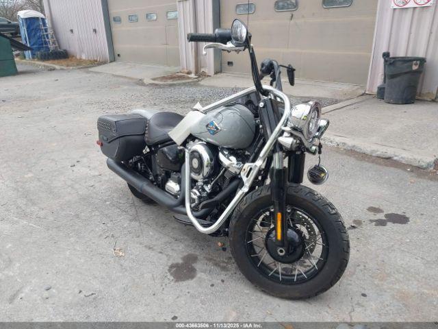  Salvage Harley-Davidson Flhc