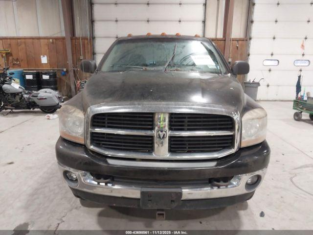 Dodge Ram 2500 Image 12