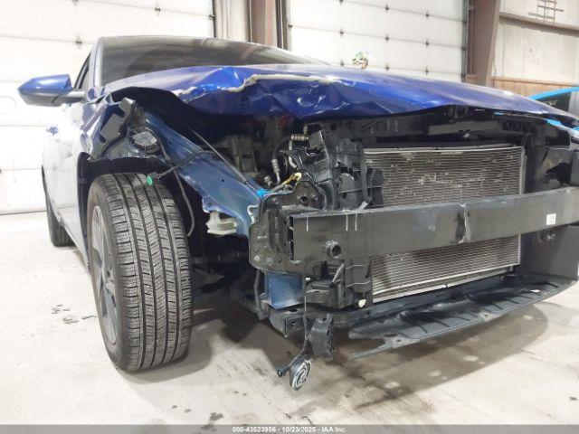 Hyundai ELANTRA Sel Image 10