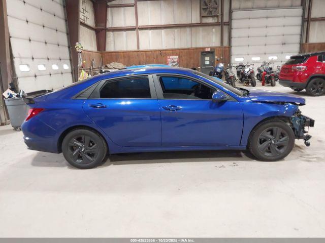 Hyundai ELANTRA Sel Image 8