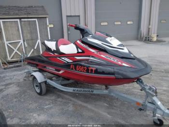  Salvage Yamaha Wave Runner