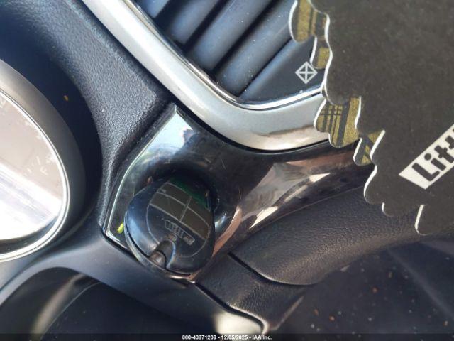 Jeep Grand Cherokee Laredo Image 7