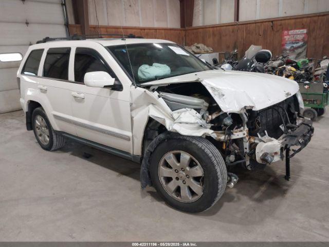  Salvage Jeep Grand Cherokee