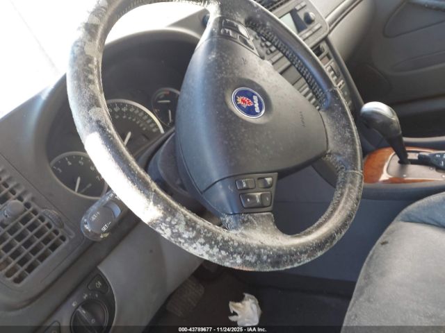 Saab 9-3 Arc Image 12